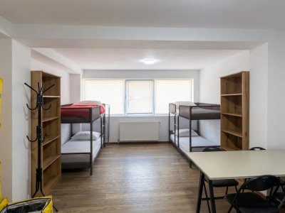 Garsonieră dotată si echipata pentru cazare muncitori !