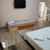 inchiriere apartament Constanta Faleza Nord cu curte thumb 14