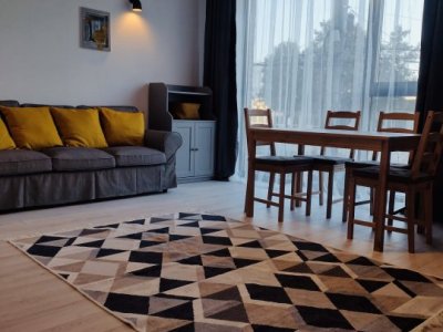 Inchiriere 2 camere Bloc nou ICIL zona aerisita loc de parcare privat