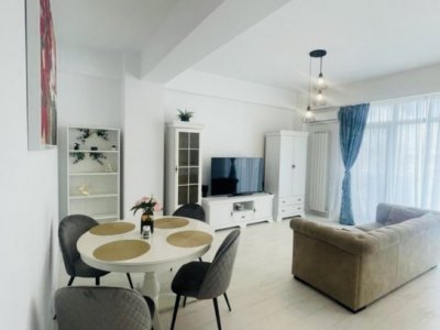  inchiriez apartament cu 2 camere in Tomis Plus, strada Budapesta, etaj 3/5, dot