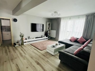 Vânzare Apartament cu parcare privata