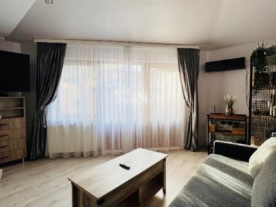 Apartament 2 camere de închiriat cu curte interioară – zonă Faleză Nord