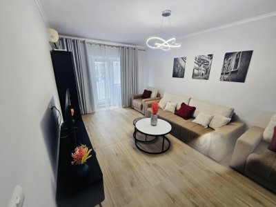 Apartament 2 camere de închiriat – Stadion / City Park Mall