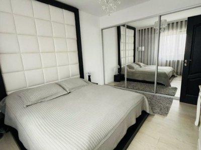 Vânzare Apartament cu 3 camere în bloc nou, garaj subteran 