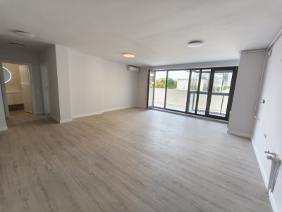 Vanzare Apartament parter cu terasa deosebita 