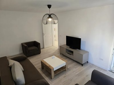 De închiriat – 2 camere decomandat, Faleză nord– Reyna