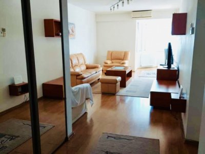 Închiriere apartament 3 camere – Vedere frontală la mare – Faleză Nord