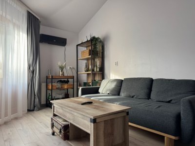Apartament 2 camere în Faleză Nord – cu curte interioară și parcare