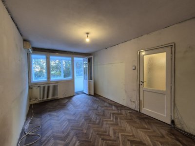 Apartament pe Bulevardul Basarabia, aproape de Parcul Național 