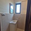Un refugiu pe doua niveluri – spațiu, lumina și liniște deasupra orașului thumb 10