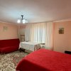 Tunari casă în Dimieni – 3 camere, curte amenajată, grădină cu seră, parcare imaginea mica 13 Tunari casă în Dimieni – 3 camere, curte amenajată, grădină cu seră, parcare thumb 13