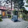 Proprietate exclusivistă cu 7.000 mp teren, piscină și multiple spații adiacente thumb 2