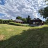 Proprietate exclusivistă cu 7.000 mp teren, piscină și multiple spații adiacente thumb 8