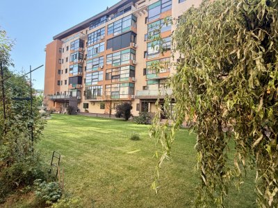 Apartament tip duplex  cu 4 camere Voluntari
