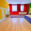 Apartament cu 5 camere si curte imensa-posibilitate de recompartimentare. thumb 30
