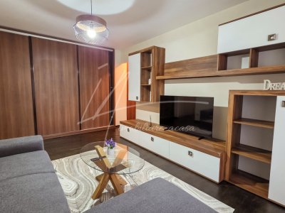 Apartament 3 camere decomandat, Calea 13 Septembrie 235 – parcare inclusă