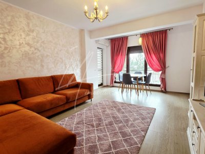 Decomandat, cu 3 camere si 2 bai, 13 Septembrie – Mariott