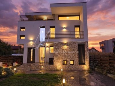 Nu doar o vila mediteraneana! Un stil de viata in Otopeni