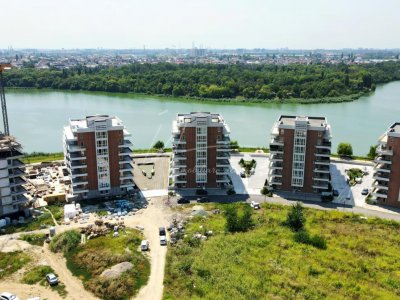 A vrut sa vada o garsoniera. A plecat visand la o alta viata
